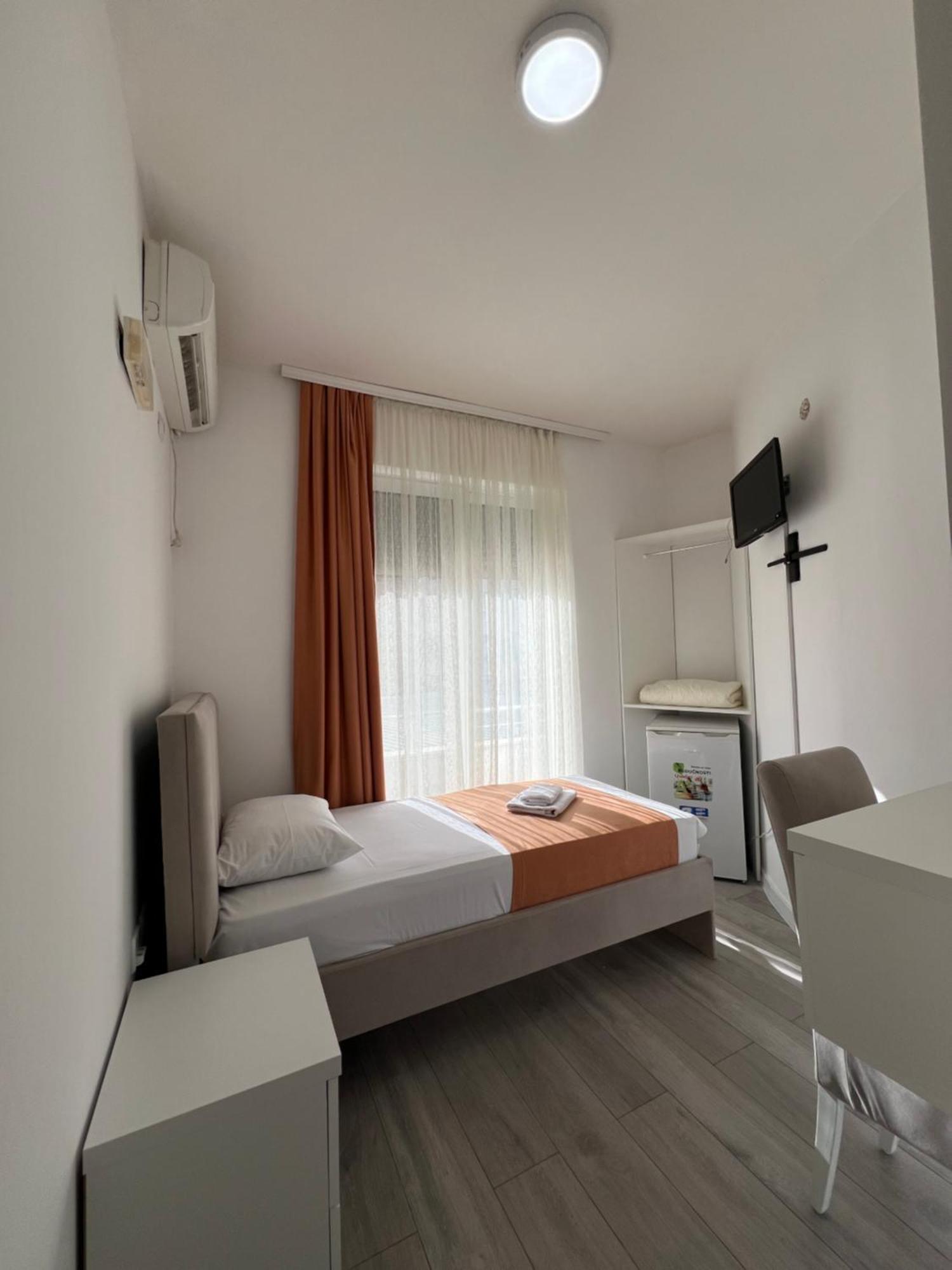 Apartments Fati & Flori Ulcinj Buitenkant foto