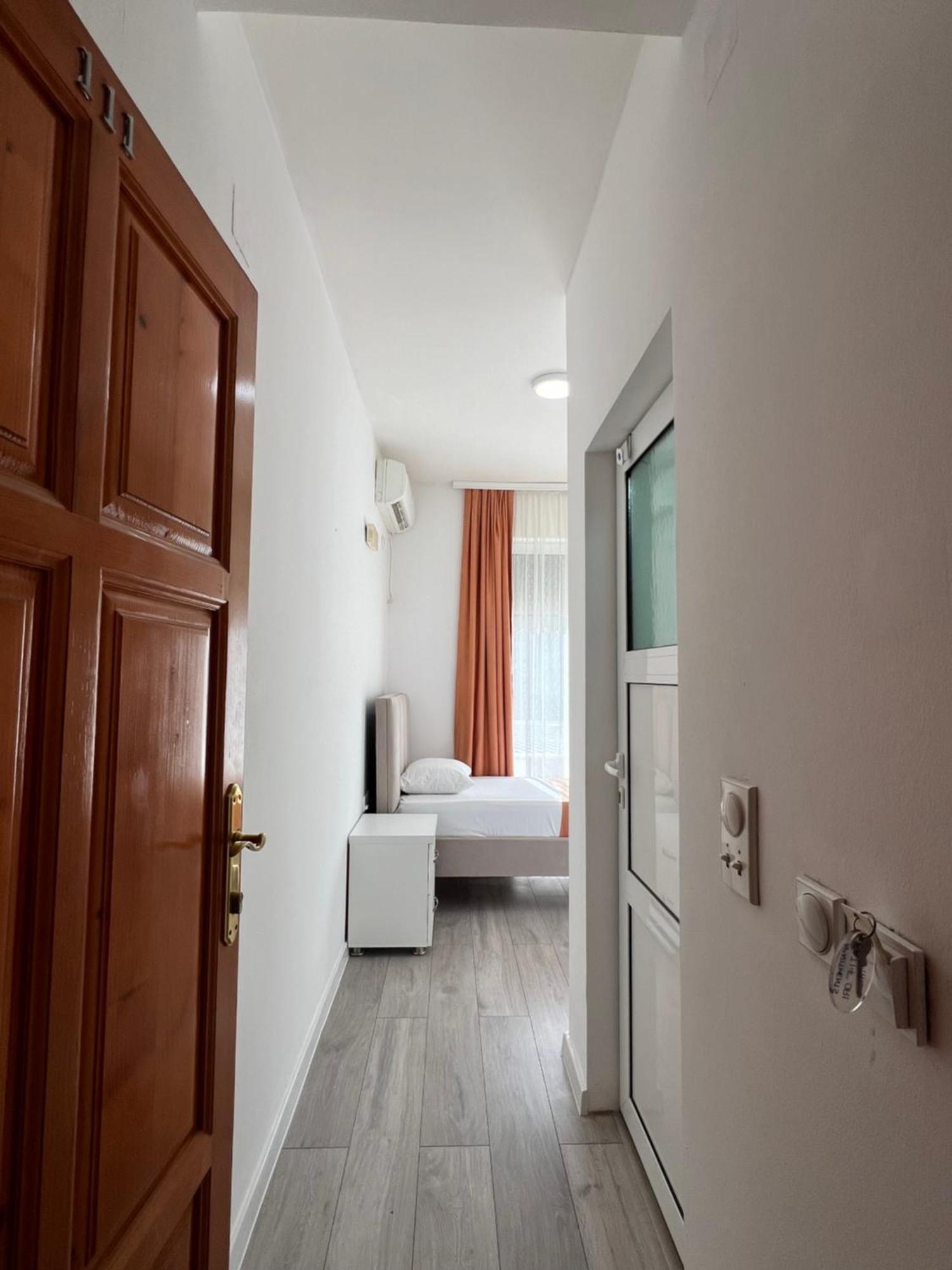 Apartments Fati & Flori Ulcinj Buitenkant foto