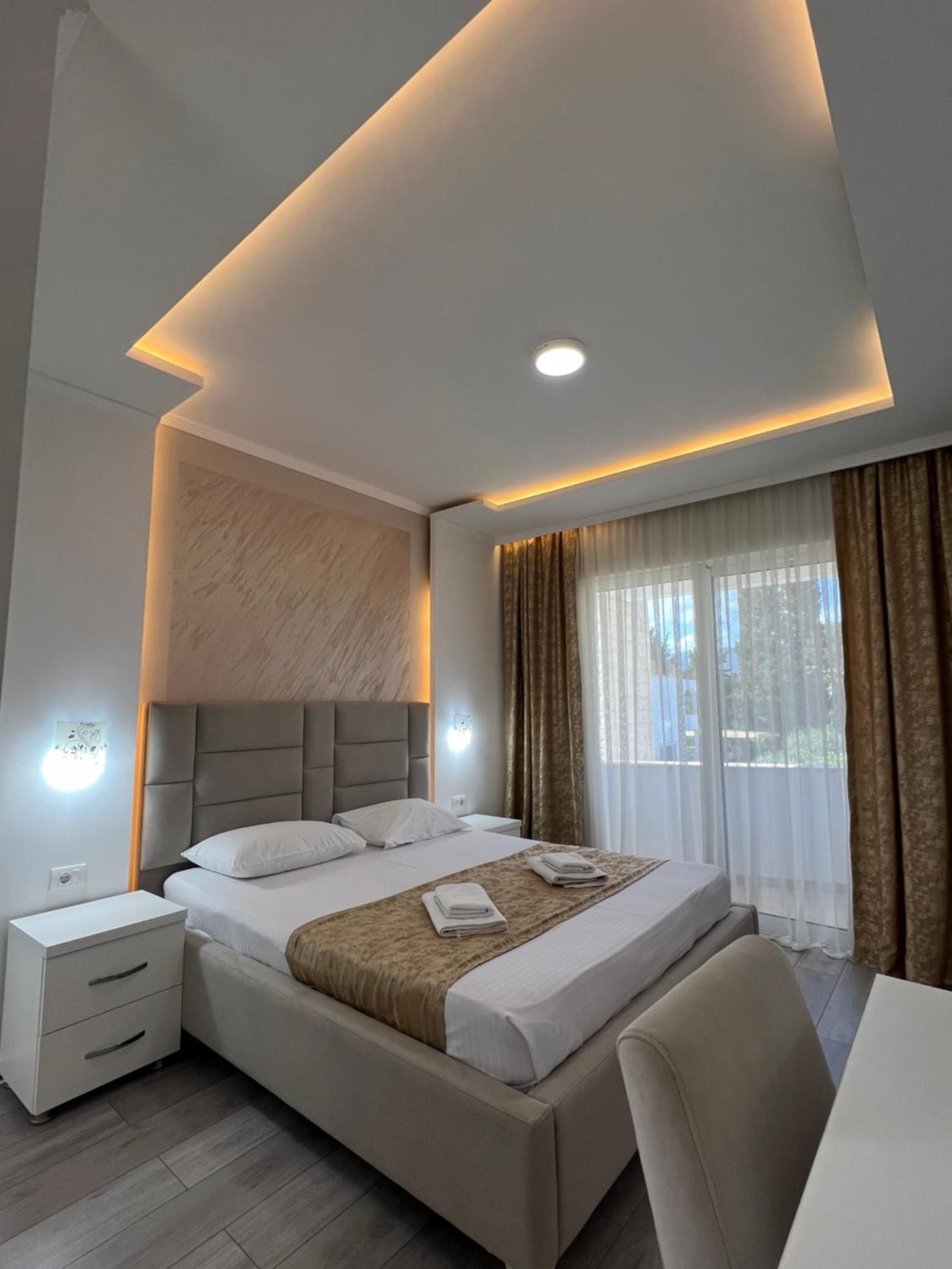 Apartments Fati & Flori Ulcinj Kamer foto
