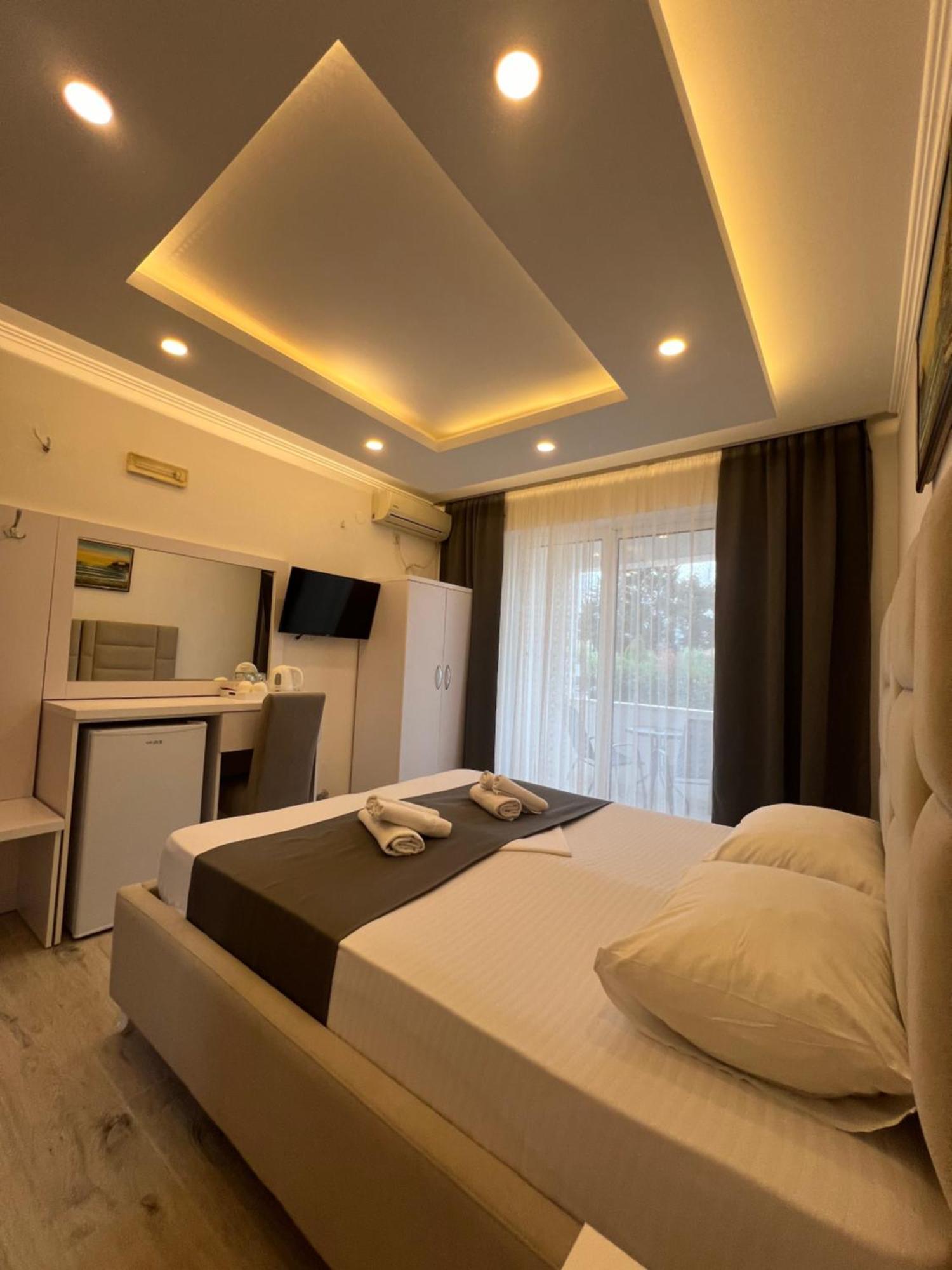 Apartments Fati & Flori Ulcinj Buitenkant foto