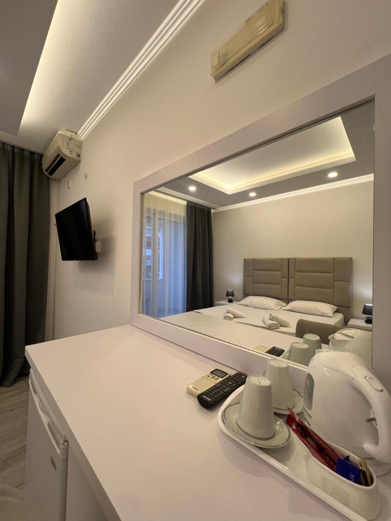 Apartments Fati & Flori Ulcinj Buitenkant foto