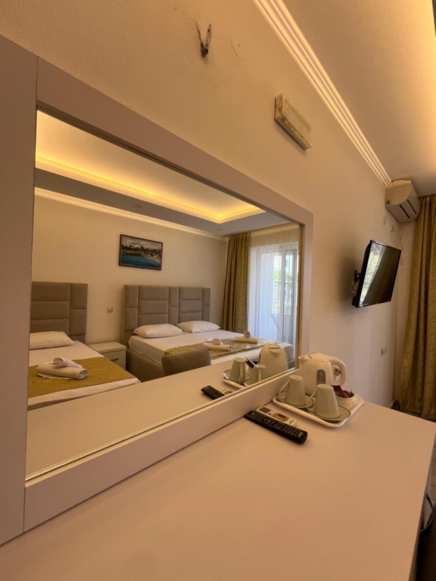 Apartments Fati & Flori Ulcinj Buitenkant foto