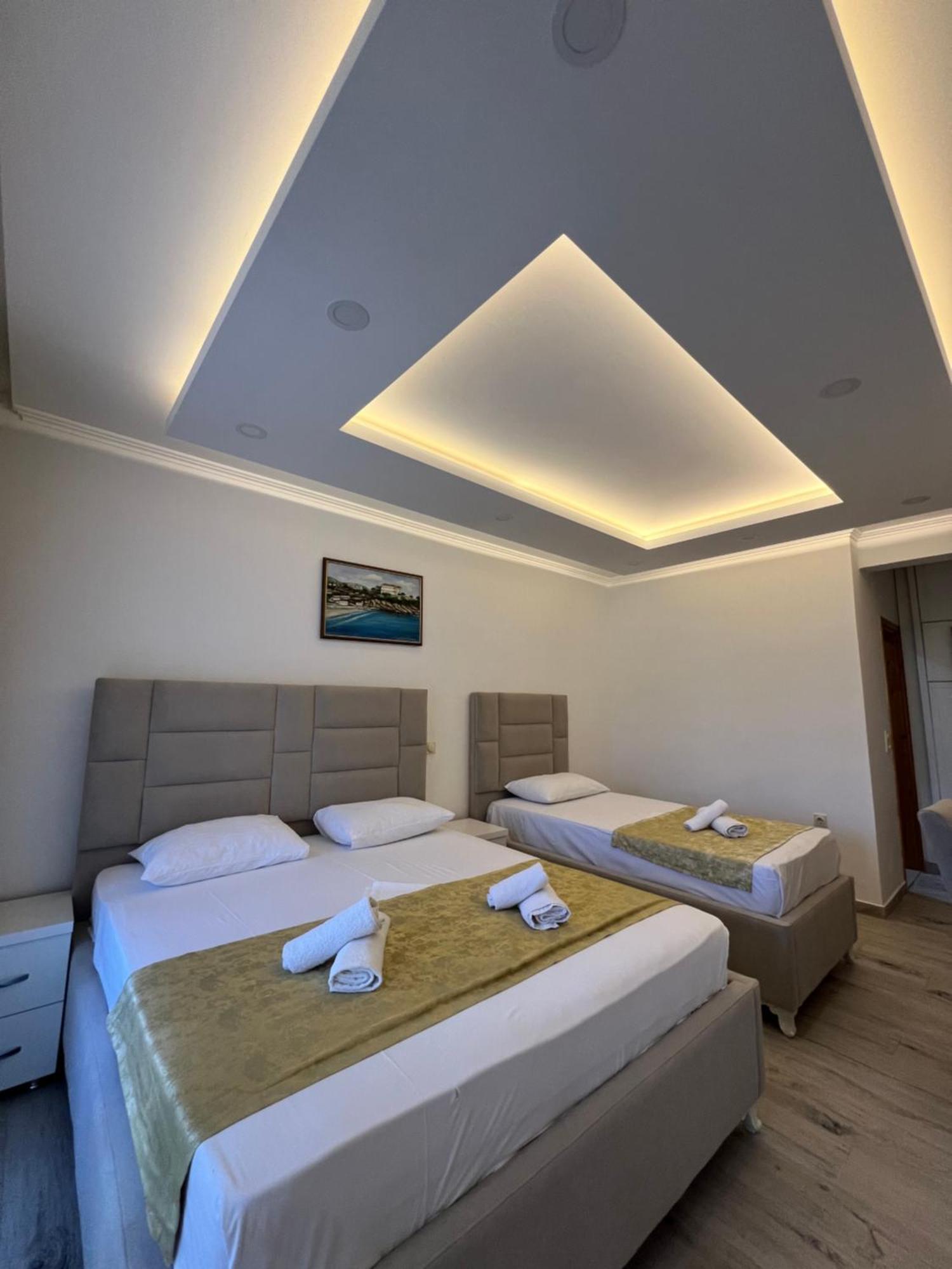 Apartments Fati & Flori Ulcinj Buitenkant foto