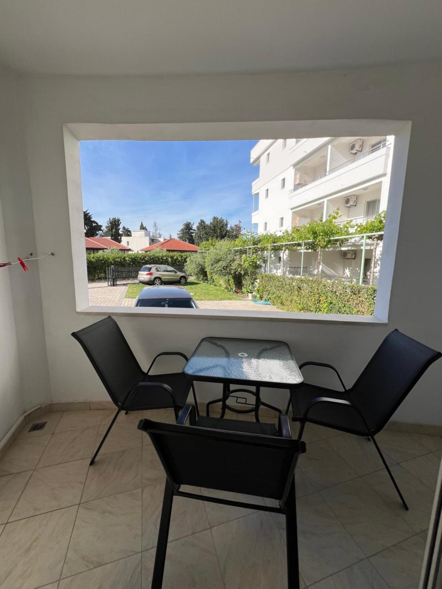 Apartments Fati & Flori Ulcinj Buitenkant foto